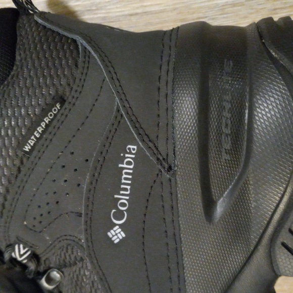BLACK COLUMBIA 200grams OMNI-GRIP BOOTS - Picture 9 of 10